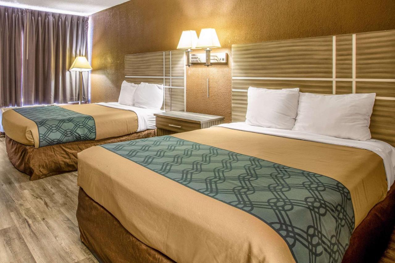 Econo Lodge Choice Hotels I 95 Savannah Gateway 24 Hour Fitness Center On Site Guest Laundry On Site Perkins Restaurant Джорджтаун Екстер'єр фото