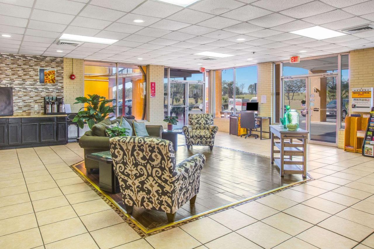 Econo Lodge Choice Hotels I 95 Savannah Gateway 24 Hour Fitness Center On Site Guest Laundry On Site Perkins Restaurant Джорджтаун Екстер'єр фото