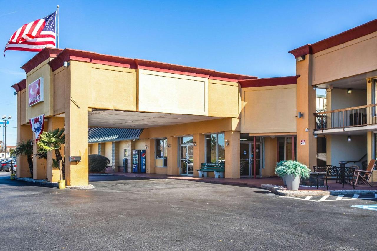Econo Lodge Choice Hotels I 95 Savannah Gateway 24 Hour Fitness Center On Site Guest Laundry On Site Perkins Restaurant Джорджтаун Екстер'єр фото