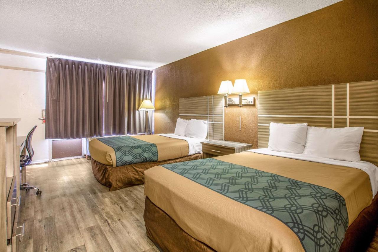 Econo Lodge Choice Hotels I 95 Savannah Gateway 24 Hour Fitness Center On Site Guest Laundry On Site Perkins Restaurant Джорджтаун Екстер'єр фото