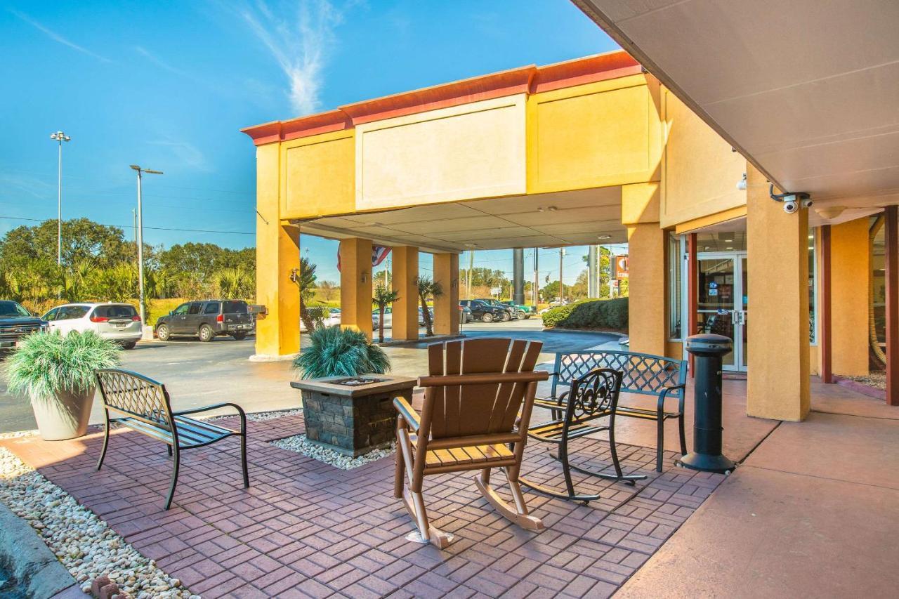 Econo Lodge Choice Hotels I 95 Savannah Gateway 24 Hour Fitness Center On Site Guest Laundry On Site Perkins Restaurant Джорджтаун Екстер'єр фото
