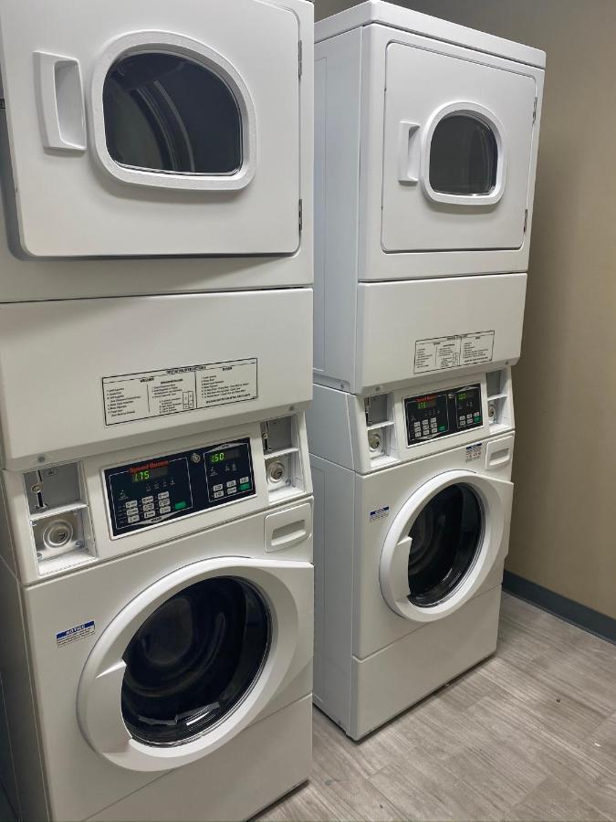 Econo Lodge Choice Hotels I 95 Savannah Gateway 24 Hour Fitness Center On Site Guest Laundry On Site Perkins Restaurant Джорджтаун Екстер'єр фото