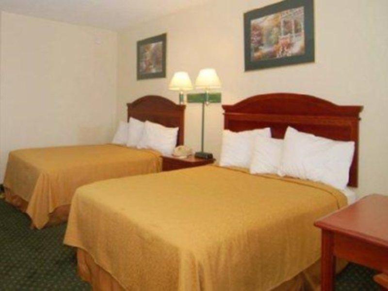 Econo Lodge Choice Hotels I 95 Savannah Gateway 24 Hour Fitness Center On Site Guest Laundry On Site Perkins Restaurant Джорджтаун Номер фото